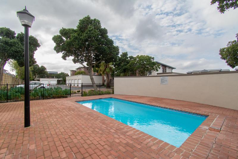 To Let 1 Bedroom Property for Rent in Royal Ascot Western Cape